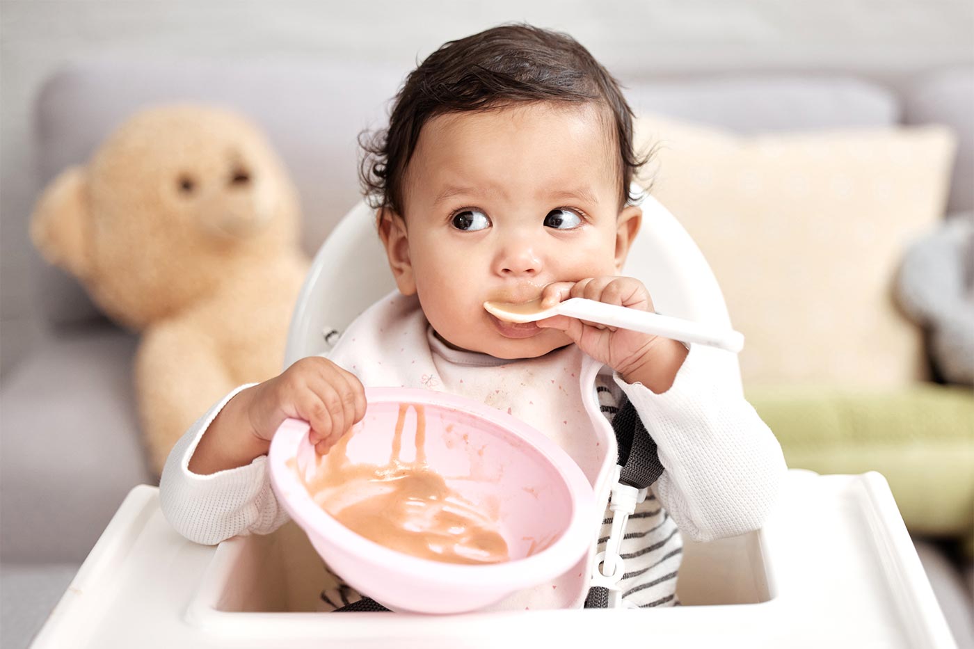 How Often and How Much Should Your Baby Eat? - Sandy Springs