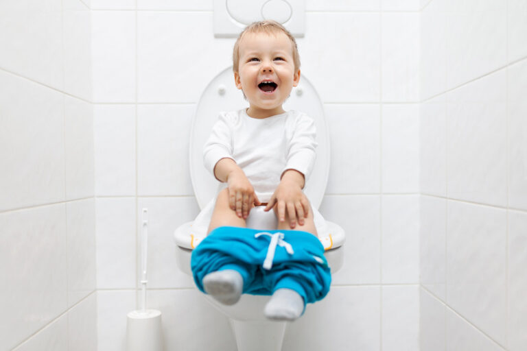 How to Get Your Toddler to Tell You When They Need to Potty