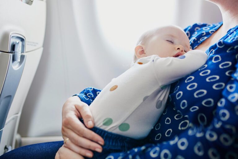 How to Maintain Your Baby’s Sleep Habits on Vacation